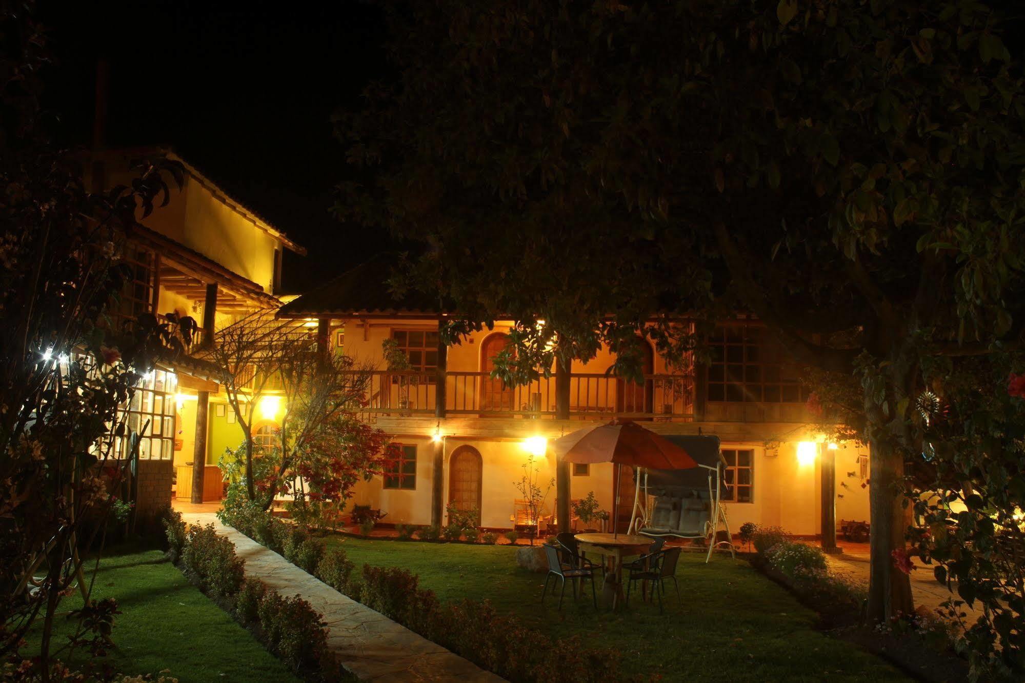 Iorana Urubamba Hotel Exterior foto