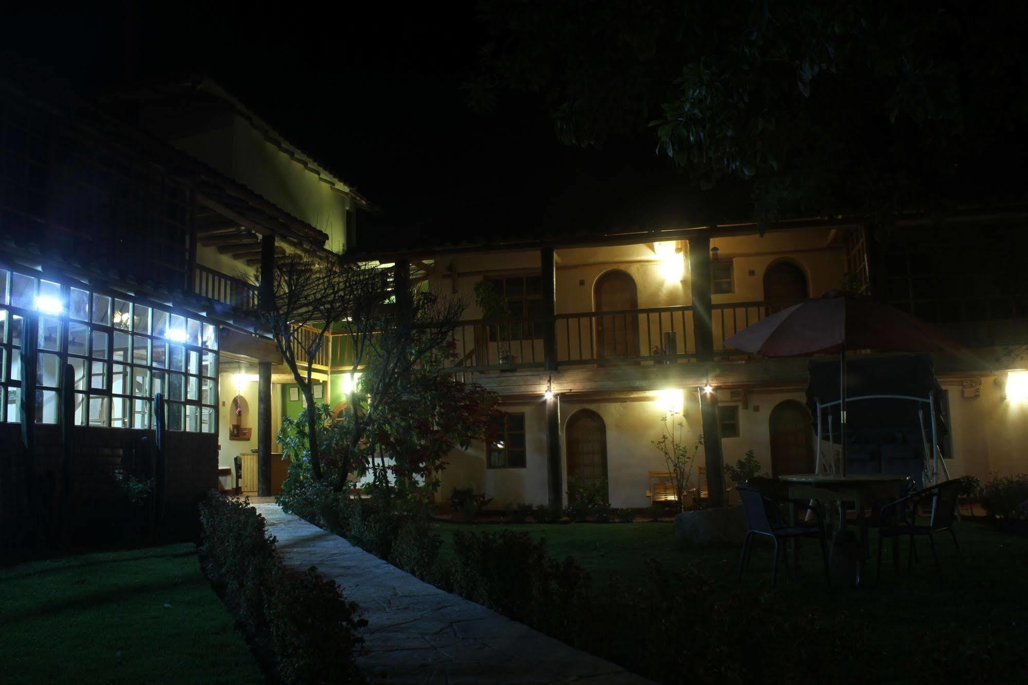 Iorana Urubamba Hotel Exterior foto